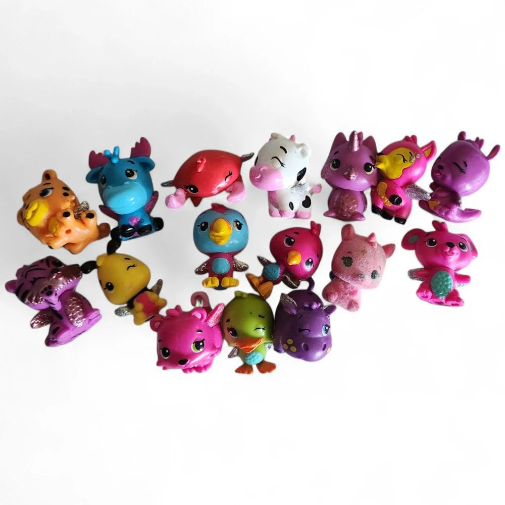 16 Hatchimals Glitter Wings Colleggtibles Lot‎ Mini Figures Collectibles